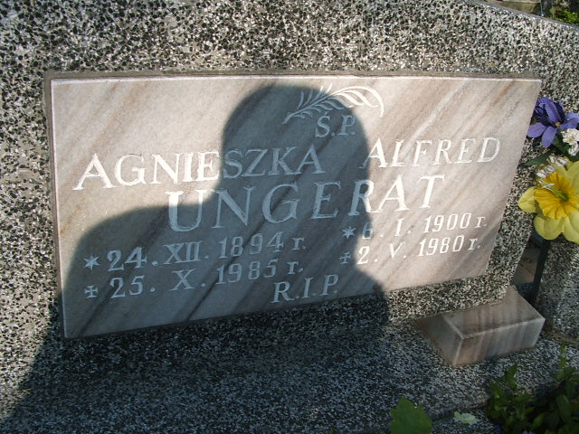Agnieszka Ungerat 1894 Lewin Brzeski - Grobonet - Wyszukiwarka osób pochowanych