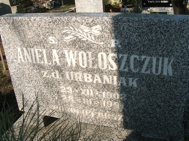 Aniela Wołoszczuk 1902 Lewin Brzeski - Grobonet - Wyszukiwarka osób pochowanych