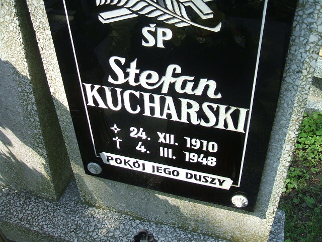 Stefan Kucharski 1910 Lewin Brzeski - Grobonet - Wyszukiwarka osób pochowanych