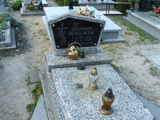Tadeusz Walnik 1923 Lewin Brzeski - Grobonet - Wyszukiwarka osób pochowanych